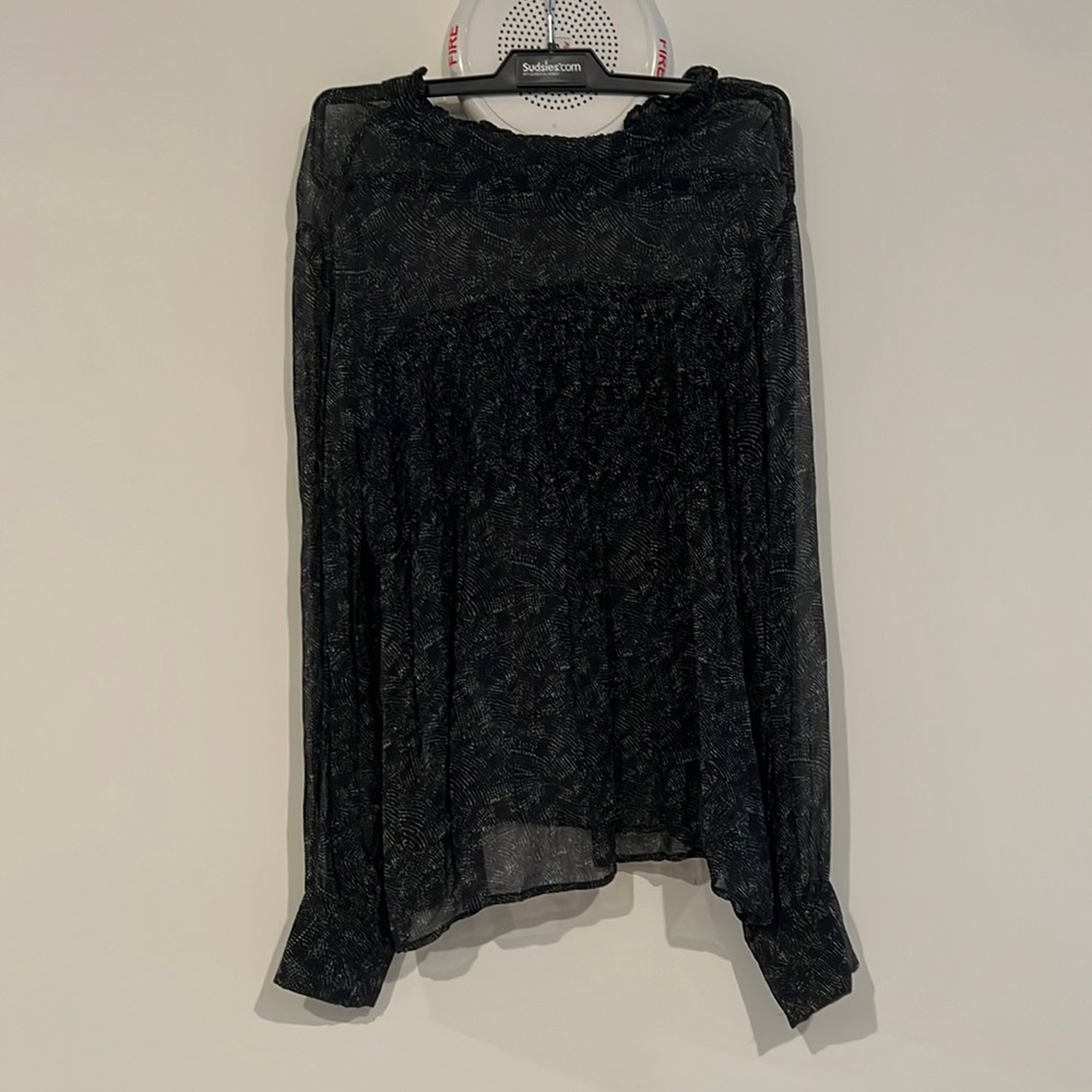 M second female print shirt